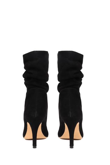 Black pump deals boots