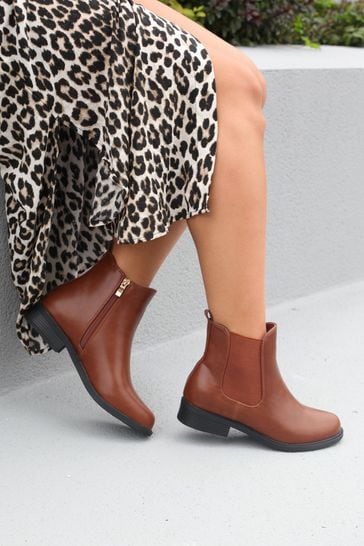 Linzi Brown Fia Soft Faux Leather Classic Chelsea Boots