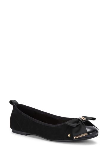 Kurt geiger hotsell black pumps