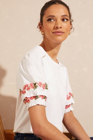 Love & Roses White Embroidered Short Puff Sleeve Jersey T-Shirt