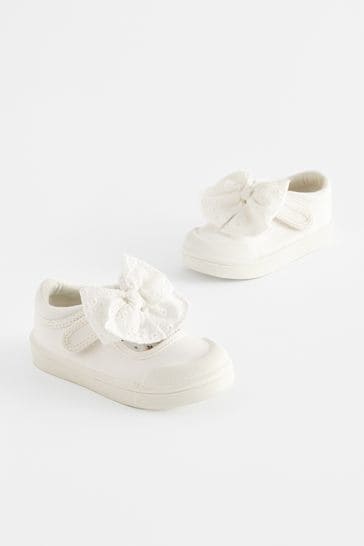 White Wide Fit (G) Machine Washable Mary Jane Shoes