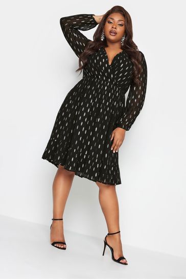 Spot wrap dress top