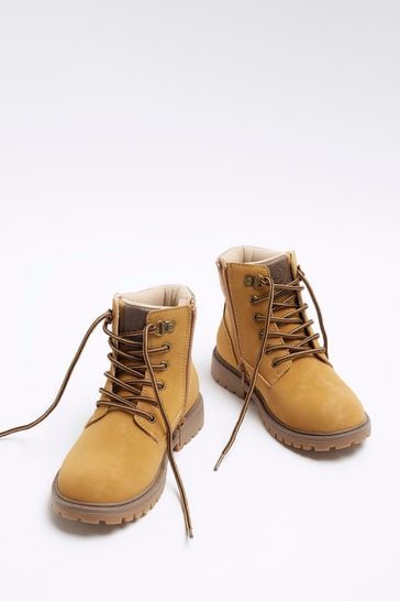 R8ver on sale island boots