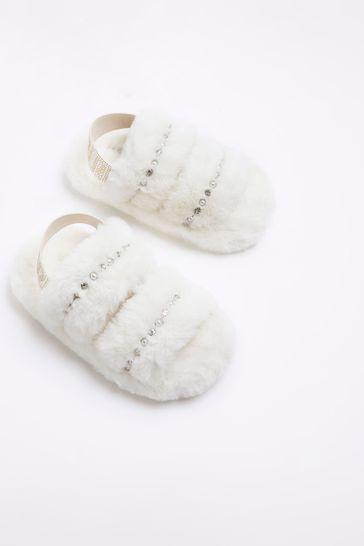 White slippers shop for girls