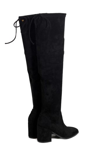 Linzi boots shop