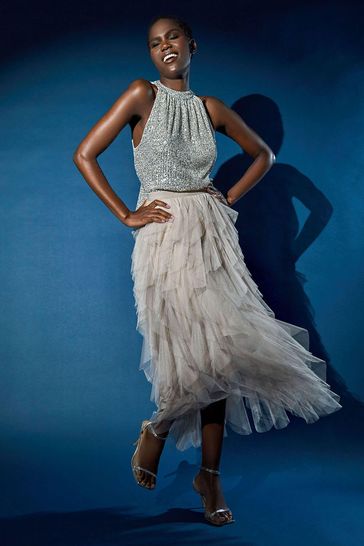 Mesh skirt layered store