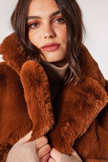 Orange fur collar store