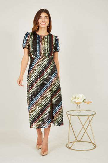Yumi rainbow dress shop