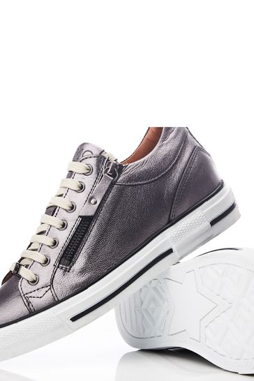 Hidden wedge top trainers uk