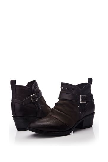 Moda in Pelle Red Braya Low Block Stud Western Ankle Boots