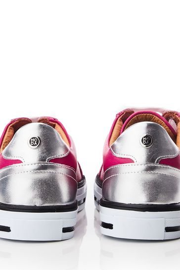 Moda in pelle 2024 pink trainers