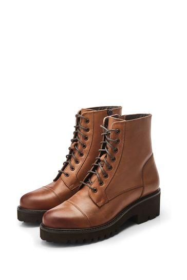 Moda in cheap pelle tan boots