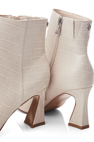 Short square toe shop boots