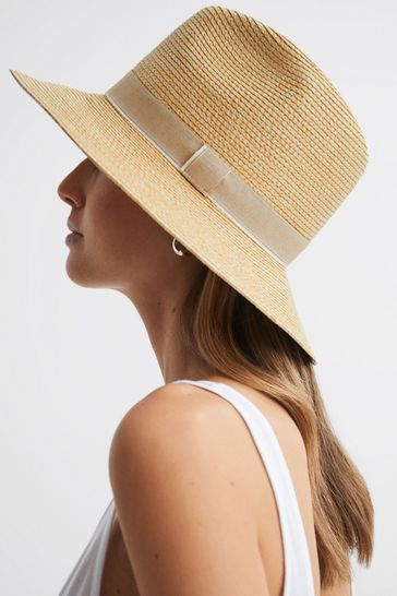 Half brim hot sale sun hat
