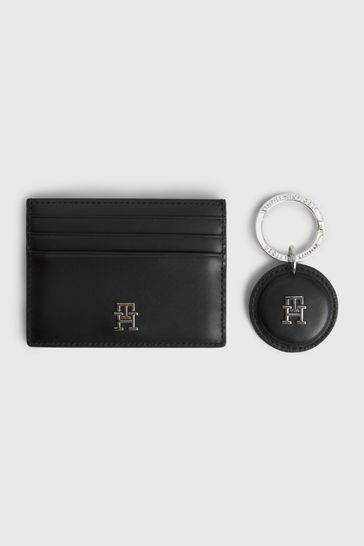 Hilfiger cardholder clearance