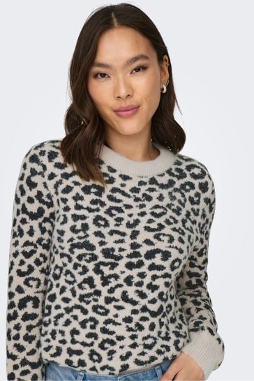 V neck leopard print sales jumper
