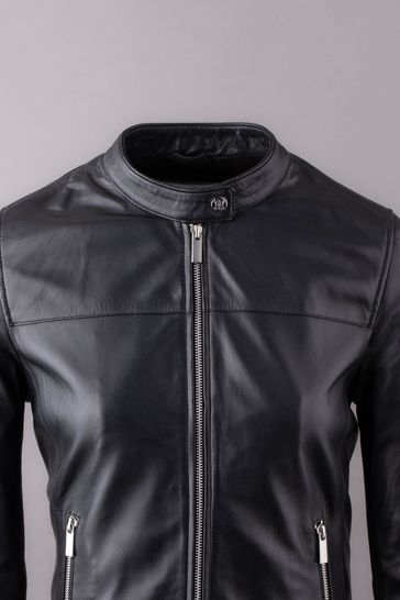 High collar clearance black jacket