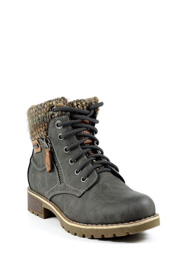 Pavers water resistant boots discount