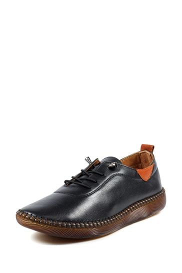 Black shop plimsoll trainers