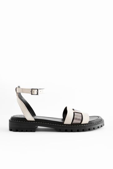 Cleated sandals discount