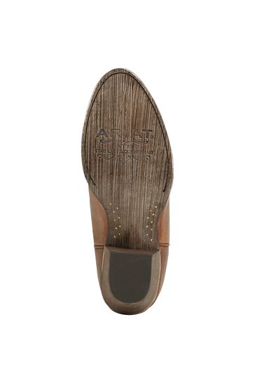 Ariat desert holly boots hot sale