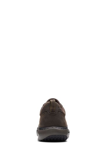 Clarks brown tumbled leather discount