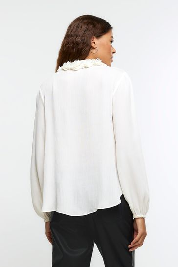 White chiffon sale blouse uk