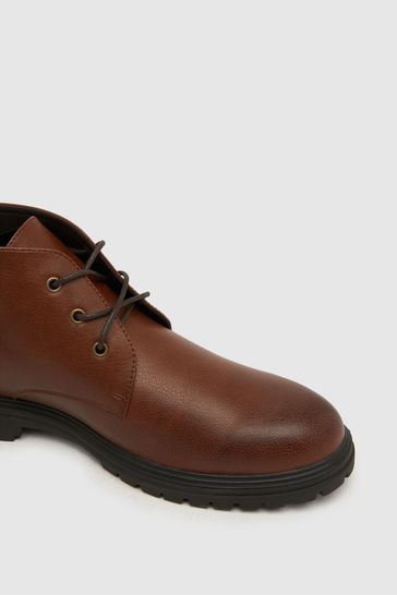 Grayson chukka deals