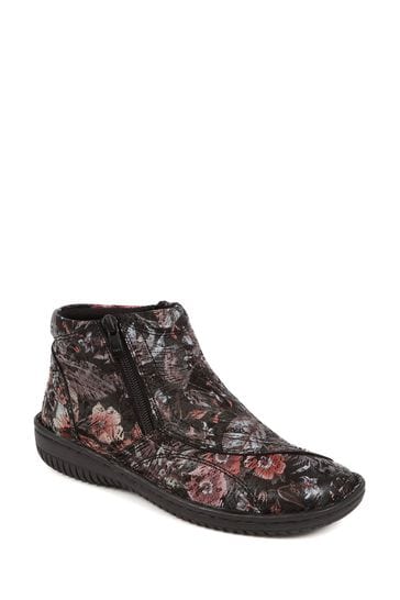 Pavers wedge clearance ankle boots