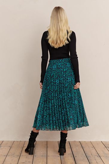 Green animal print maxi skirt hotsell