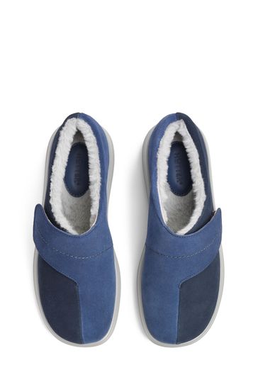 Blue footwear 2025