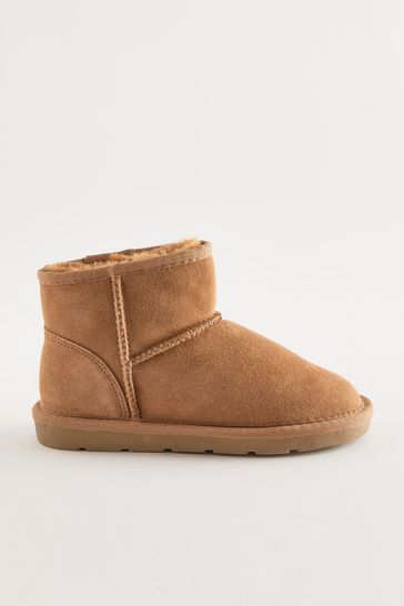 Pull on suede boots shop