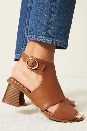 Bootie open 2025 toe heels
