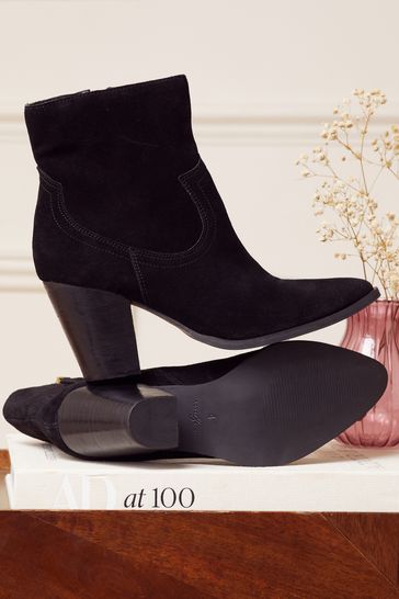 Love Roses Black Mid Heel Ankle Zip Western Boot