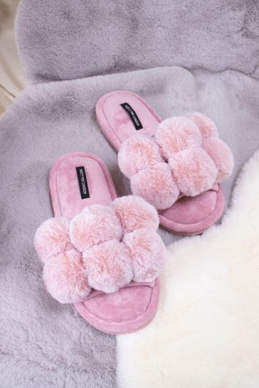 PRETTY-YOU LONDON GREY SLIPPERS 6/7 SLIPPERS NEW IN BOX.