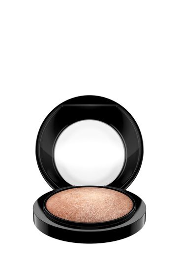 MAC Mineralize Skinfinish
