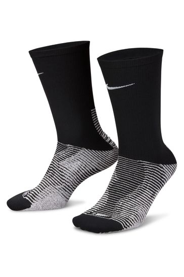 Nike strike deals lightweight