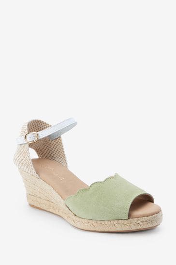 Sage green hot sale wedges