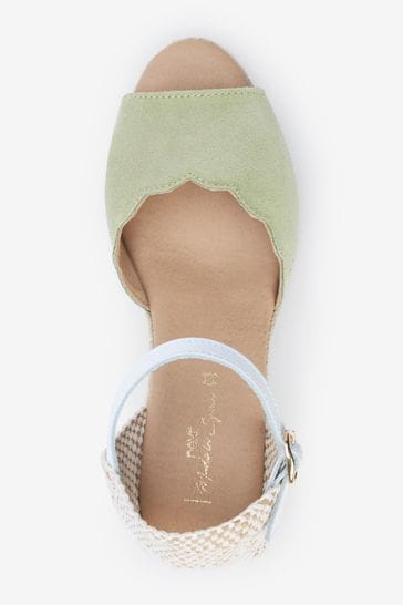 Scalloped peep toe flats hotsell