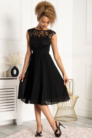 Jolie moi lace bodice pleated maxi dress hotsell