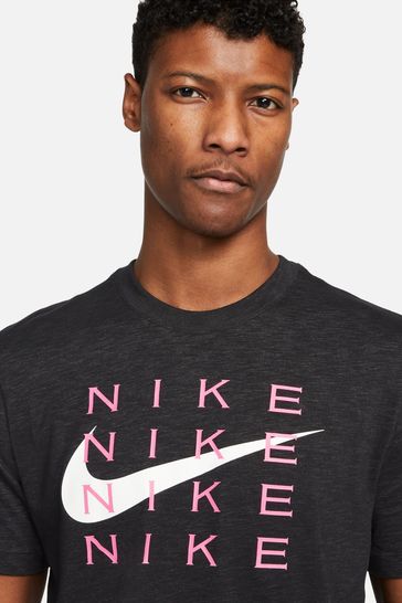 Black and hot pink nike shirt sale