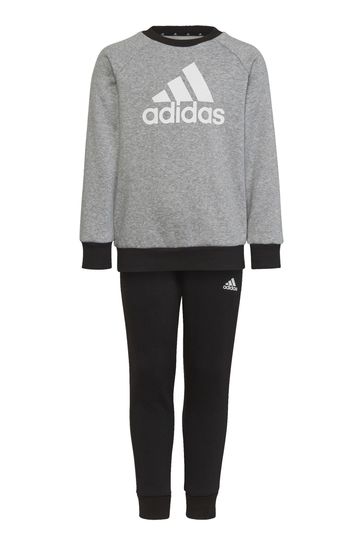 Adidas fleece hotsell jogger set