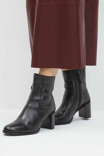 Black Regular/Wide Fit Forever Comfort® Leather Ankle Heeled Boots