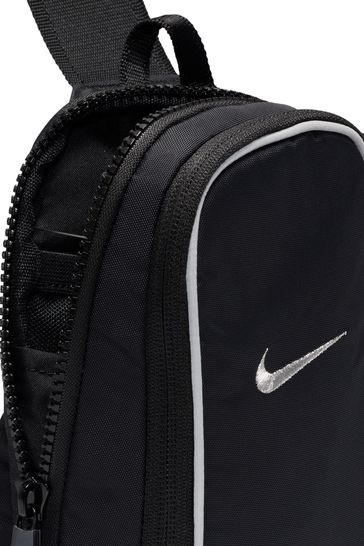 Nike essential deals body
