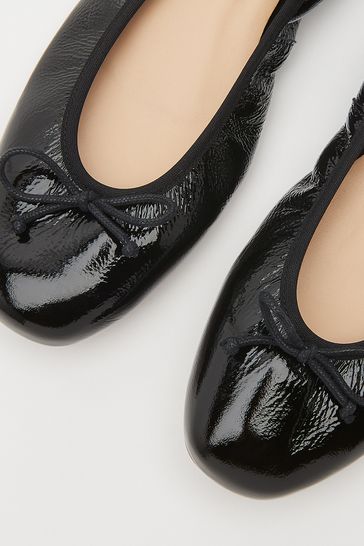 Black patent ballet best sale flat