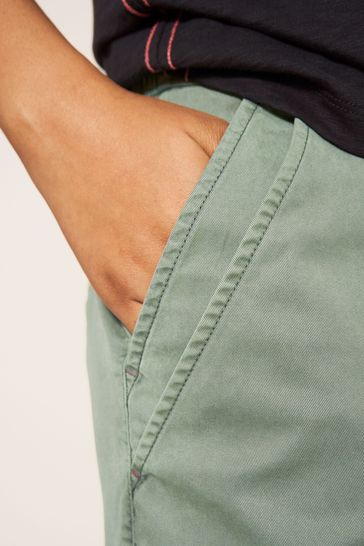 White deals stuff pants
