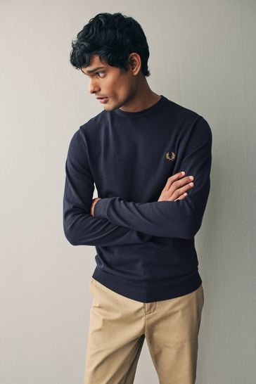 Fred perry merino hotsell wool v neck jumper