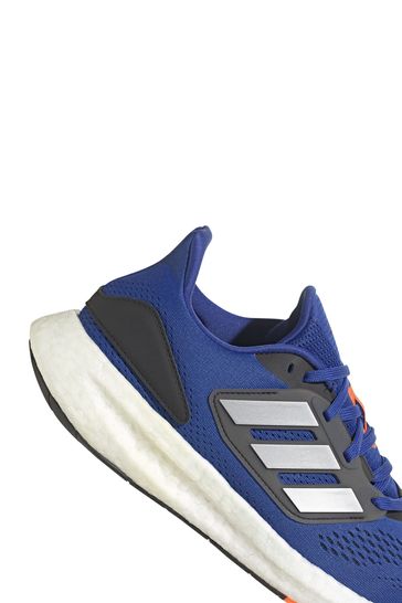 Blue and white on sale adidas running shoes