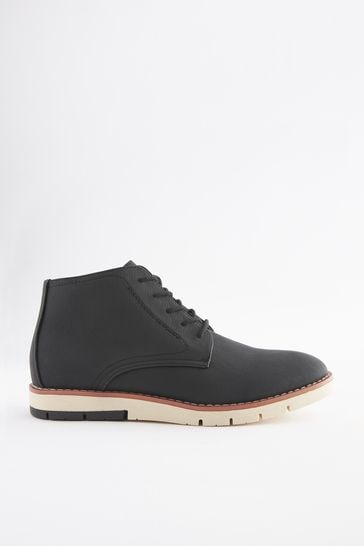 Sports boots online new arrivals