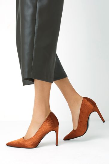 Bronze Forever Comfort® Pointed Court Shoes